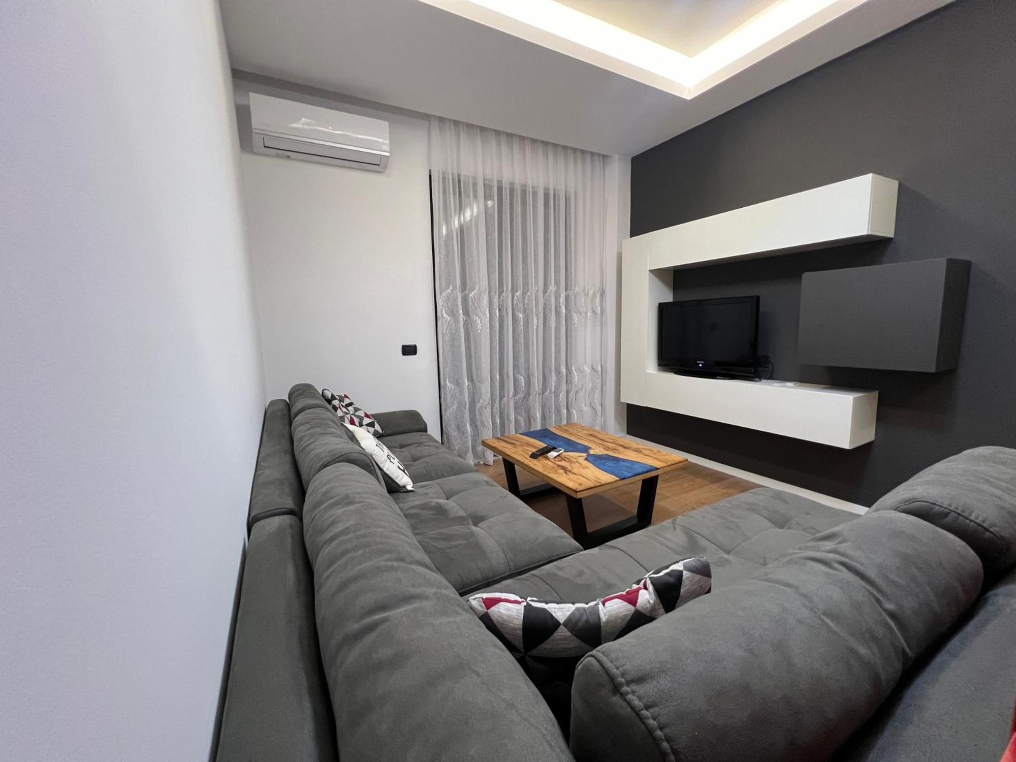 Downtown Grand Comfort Тирана Экстерьер фото